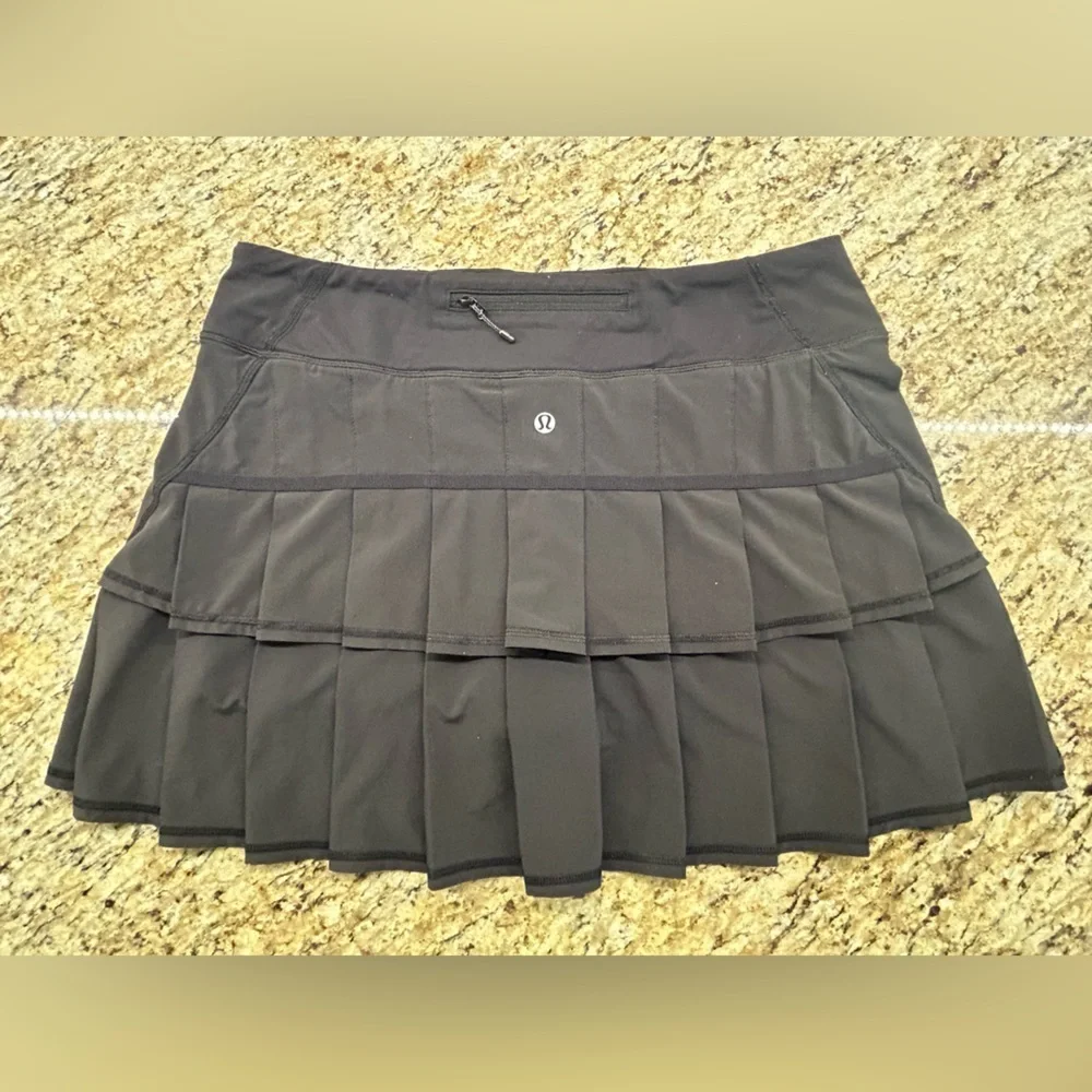 Lululemon pace rival skirt black size 8